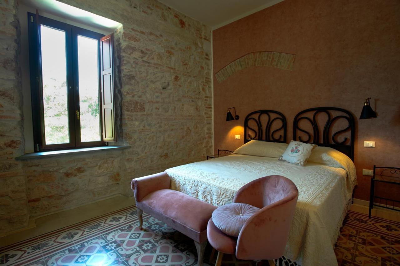 Palazzo Scura Bed & Breakfast Vaccarizzo Albanese Exterior photo
